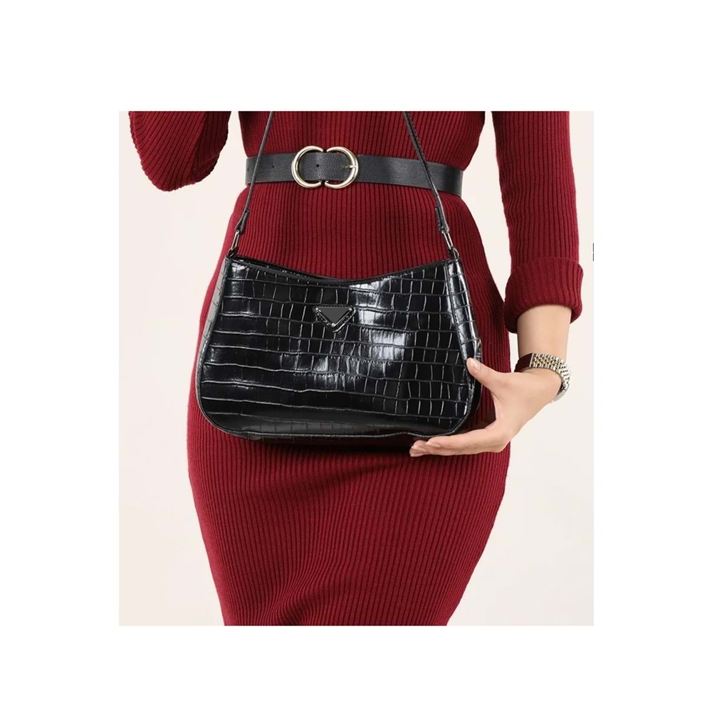 Bagorama PRAD Kadın Suni Deri Desenli Baget Omuz Çantası - Siyah