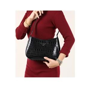 Bagorama PRAD Kadın Suni Deri Desenli Baget Omuz Çantası - Siyah