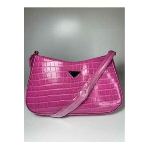 Bagorama PRAD Kadın Suni Deri Desenli Baget Omuz Çantası